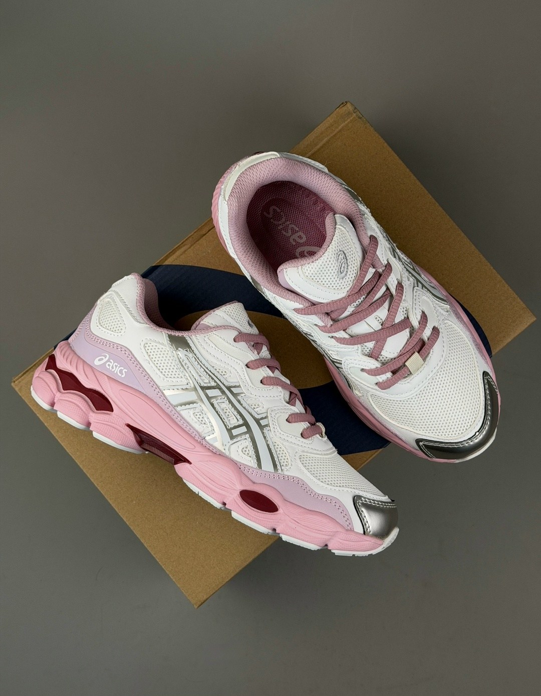 женские кроссовки asics,кроссовки asics gel nyc,кроссовки asics,женские кроссовки,кроссовки asics gel