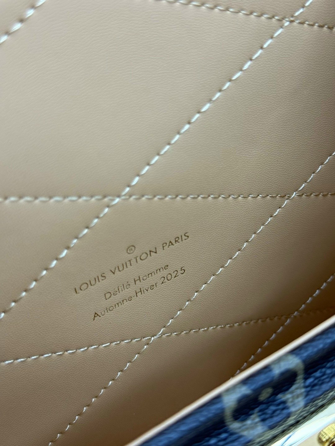 женская сумка louis vuitton,louis vuitton сумка,сумка на плечо louis vuitton,louis vuitton сумка pochette metis,луи виттон сумка через плечо женская