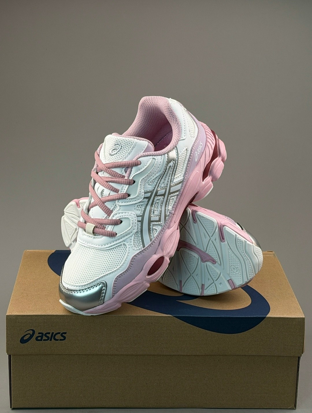 женские кроссовки asics,кроссовки asics gel nyc,кроссовки asics,женские кроссовки,кроссовки asics gel