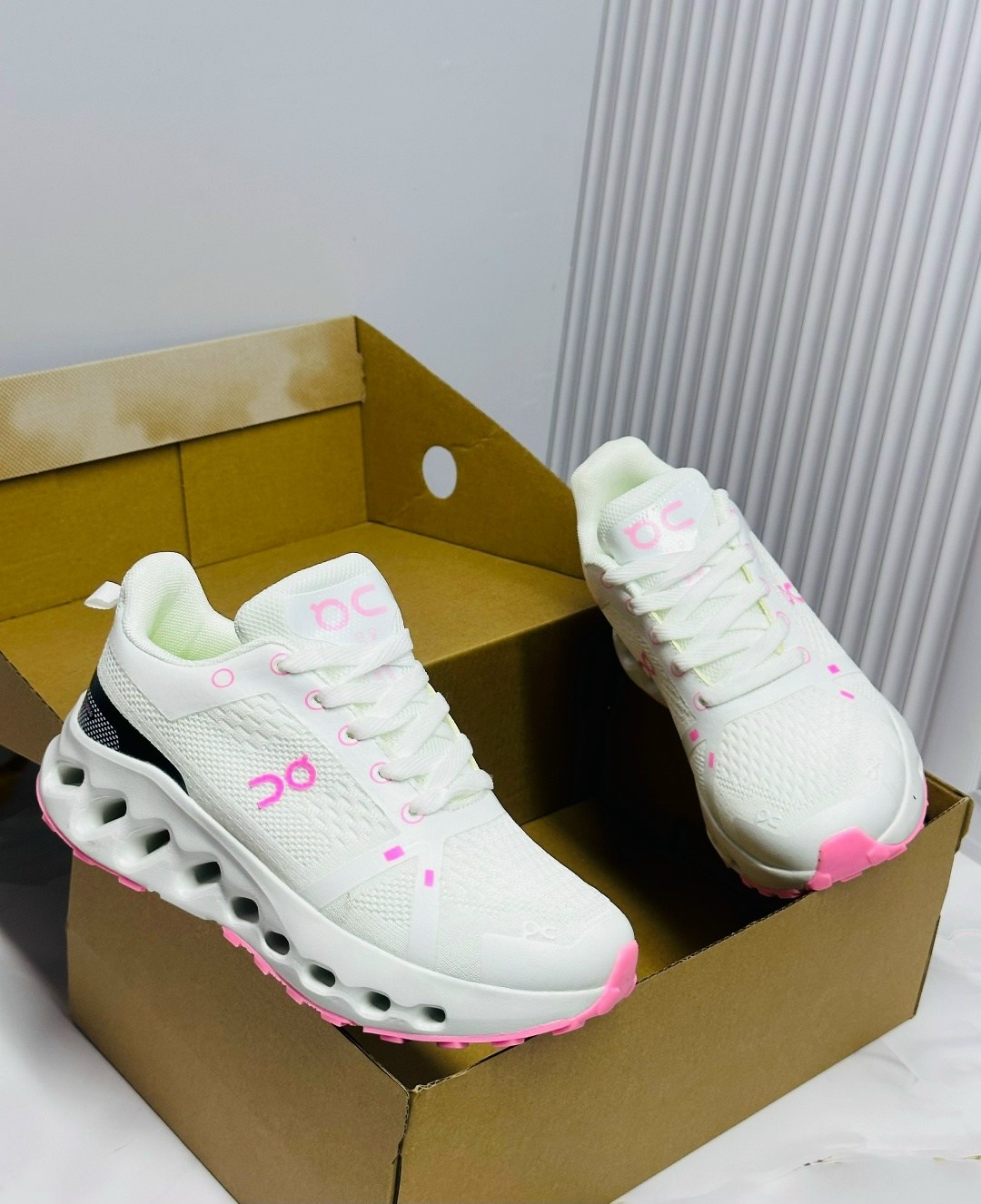 кроссовки женскиe,кроссовки cпортивные,,кроссовки on,спортивный