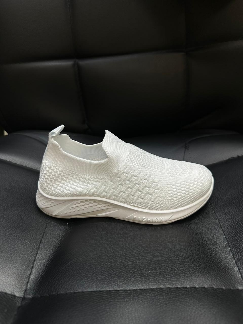 ,детские кроссовки,кроссовки женскиe,кроссовка детская,слипоны женские