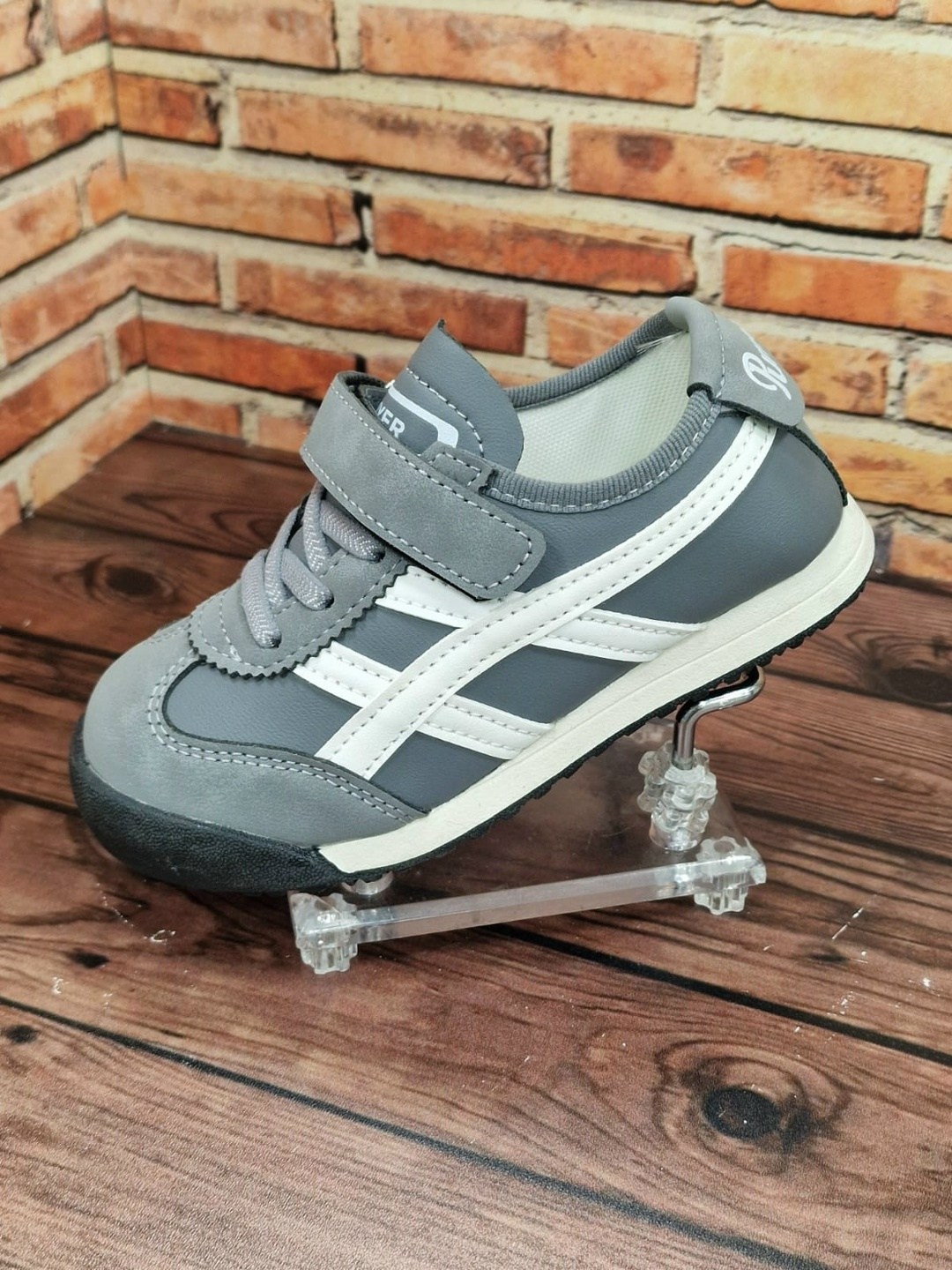 ,кроссовки onitsuka tiger,детские кроссовки,кроссовки закрытые, детская