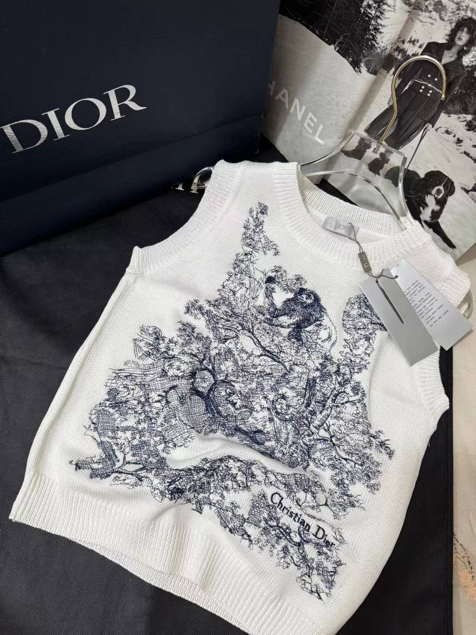 женская кофта,вязаные топы,вязаные вещи,жилет вязаный,женский вязаный жилет