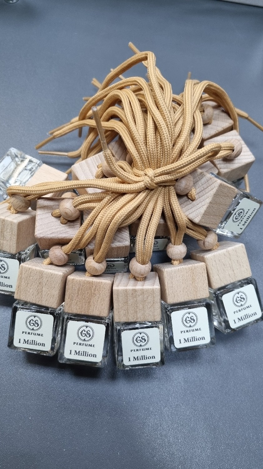 автопарфюм yves saint laurent black opium,автопарфюм black opium,ароматизатор автомобильный,ароматизатор для автомобилей,ароматизатор в машину автопарфюм пахучка