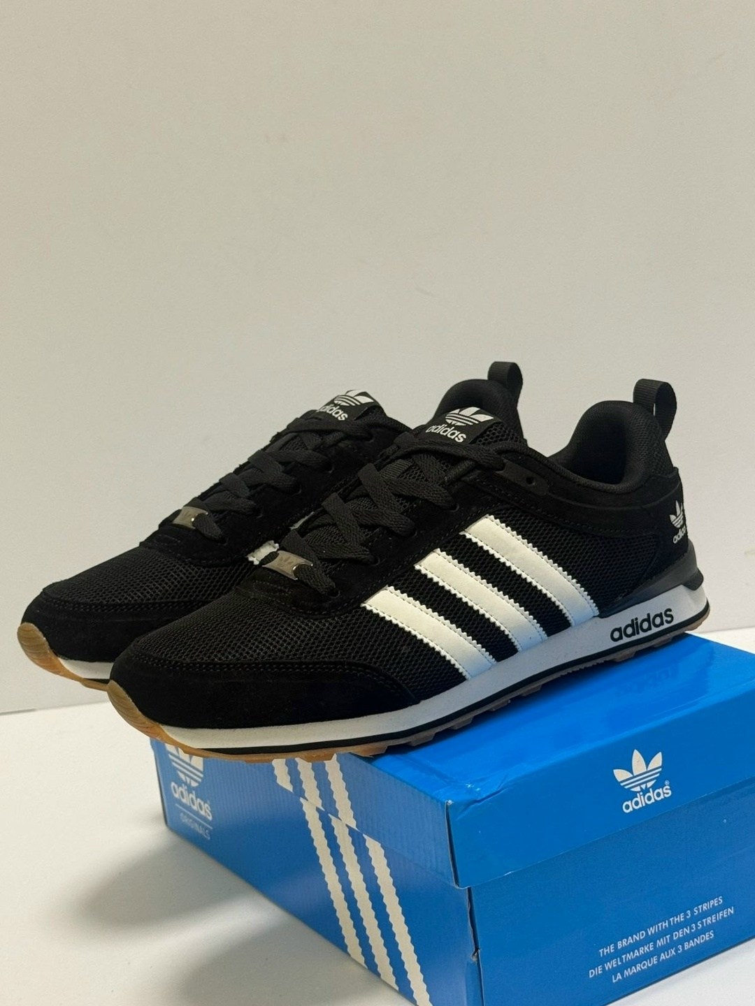 кроссовки мужские adidas,кроссовки adidas,кроссовки adidas classics adidas цвет черный,кроссовки adidas neo 10k,adidas кроссовки adidas