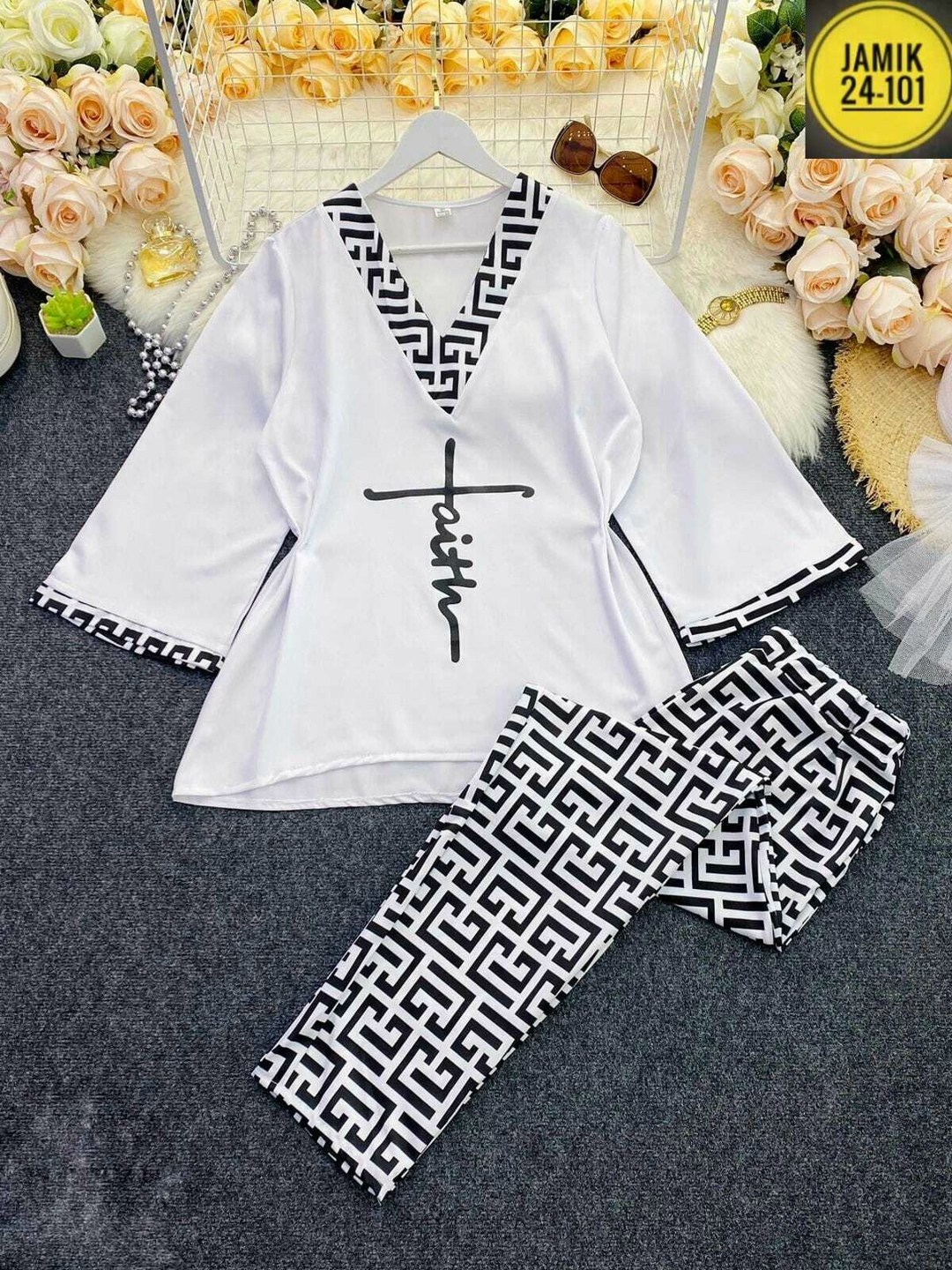 повседневный женский костюм,женские костюмы,женский костюм двойка,элегантные женские комплекты,костюм комплекты