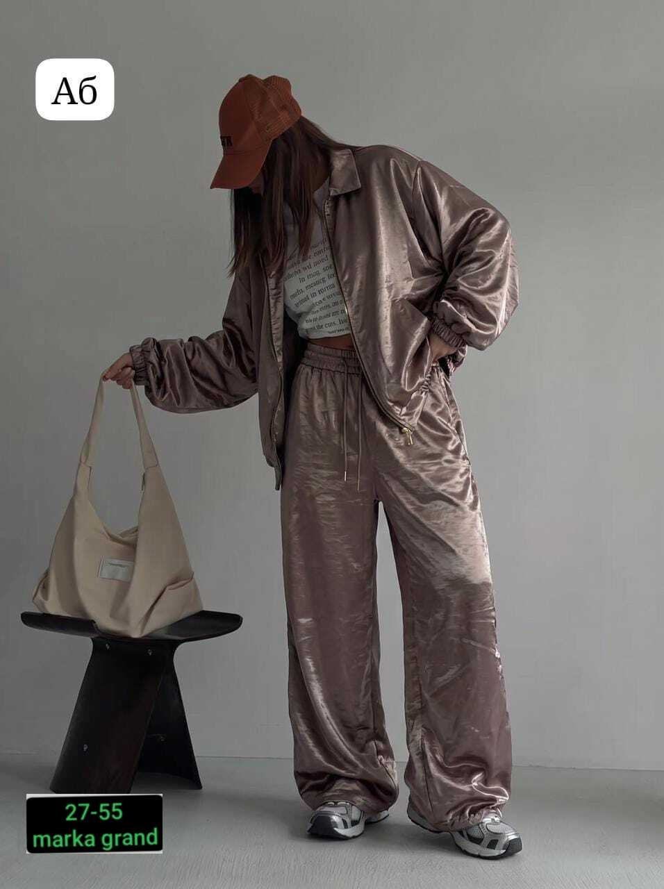 cпортивный костюм велюровый,костюм велюровый,спортивный костюм женский,велюровый костюм женский,костюм оверсайз