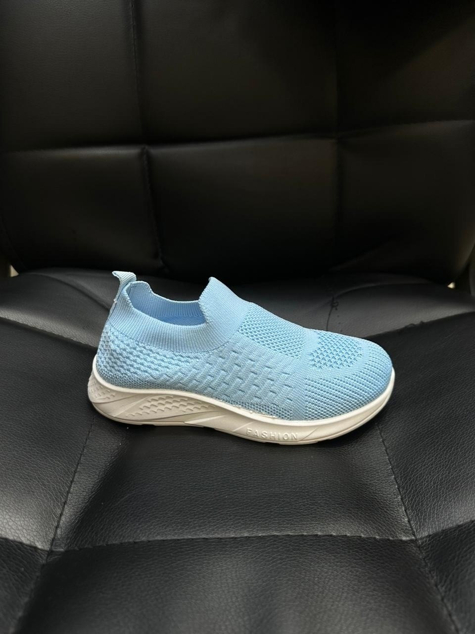 ,детские кроссовки,кроссовки женскиe,кроссовка детская,слипоны женские