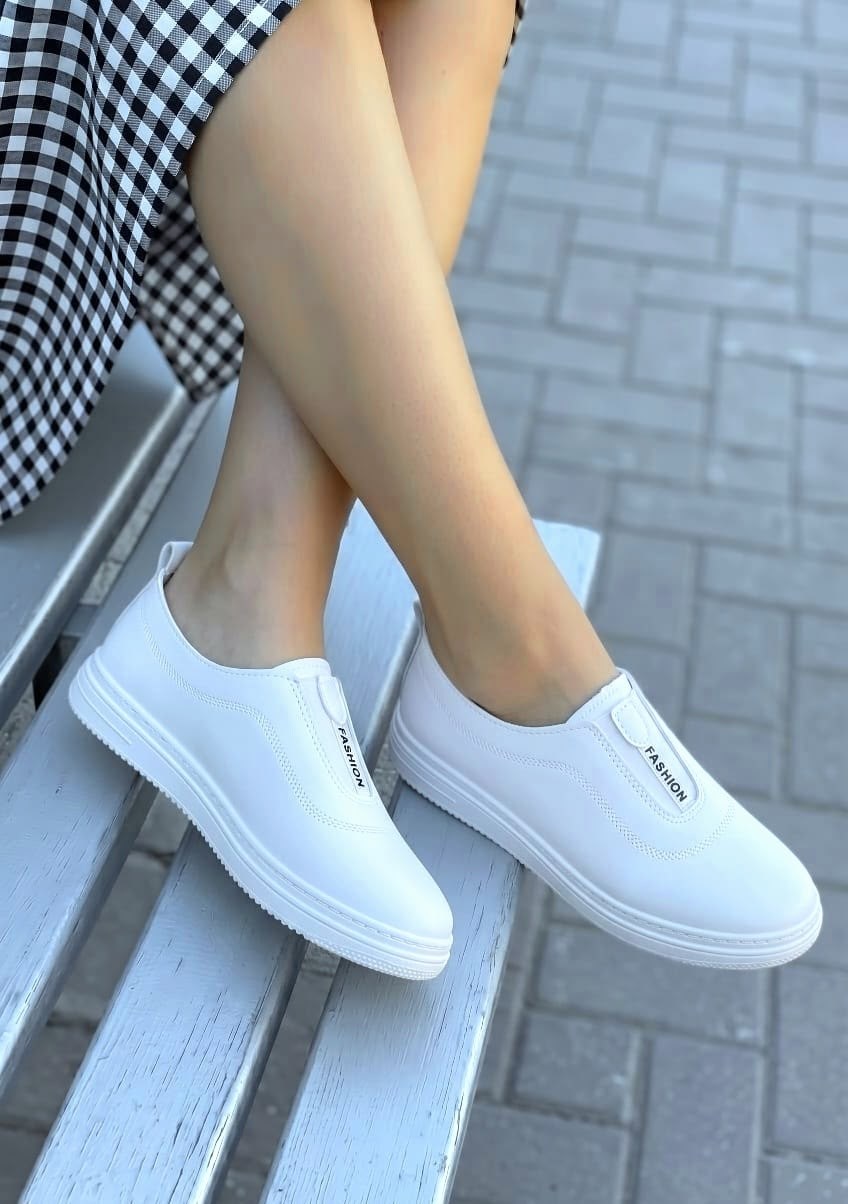 ,слипоны женские,белые слипоны,слипоны пазолини слипоны женские,женская