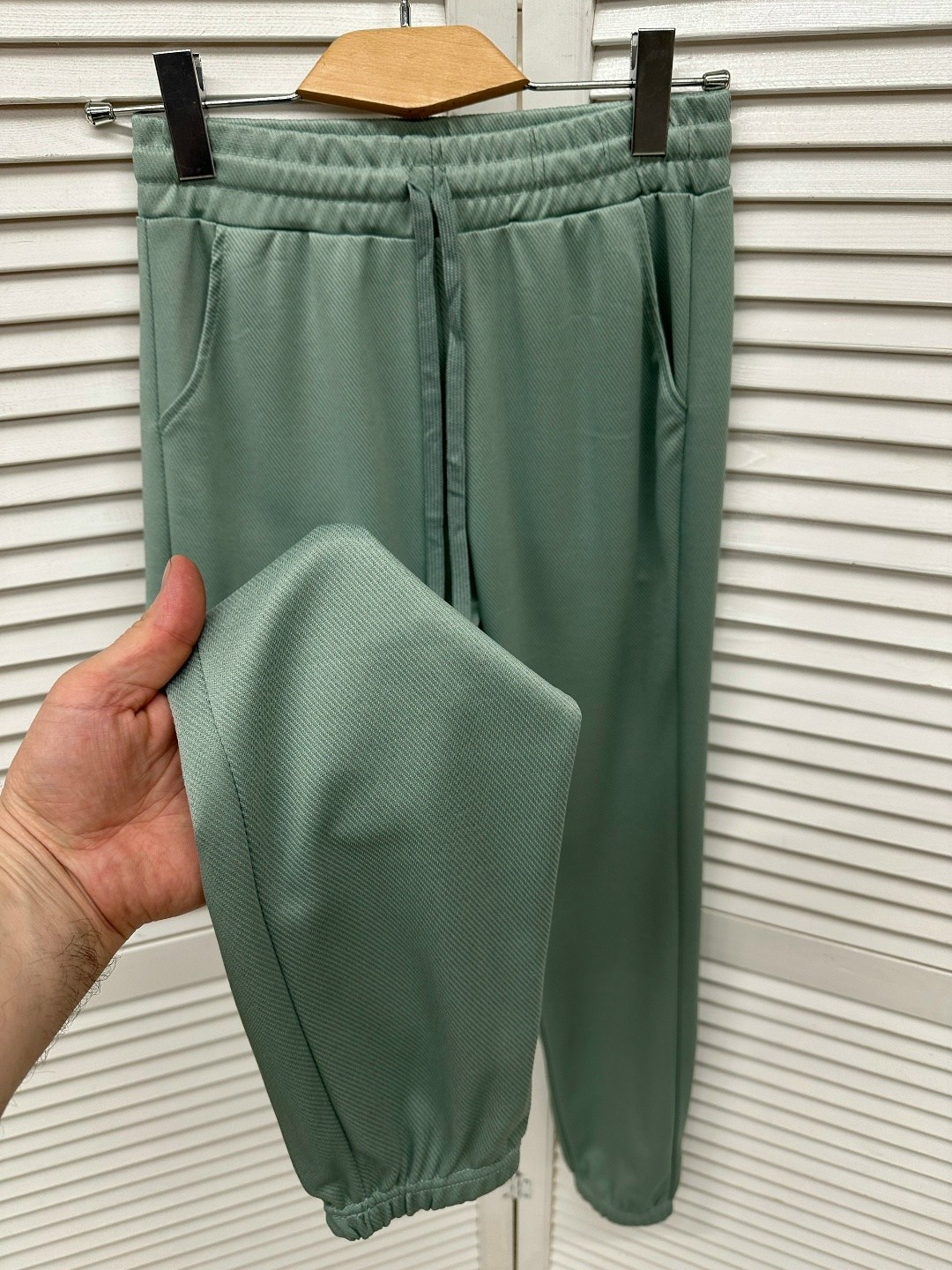 спортивные брюки мужские,спортивные брюки,штаны на флисе,брюки джоггеры,спортивные штаны джоггеры без начеса