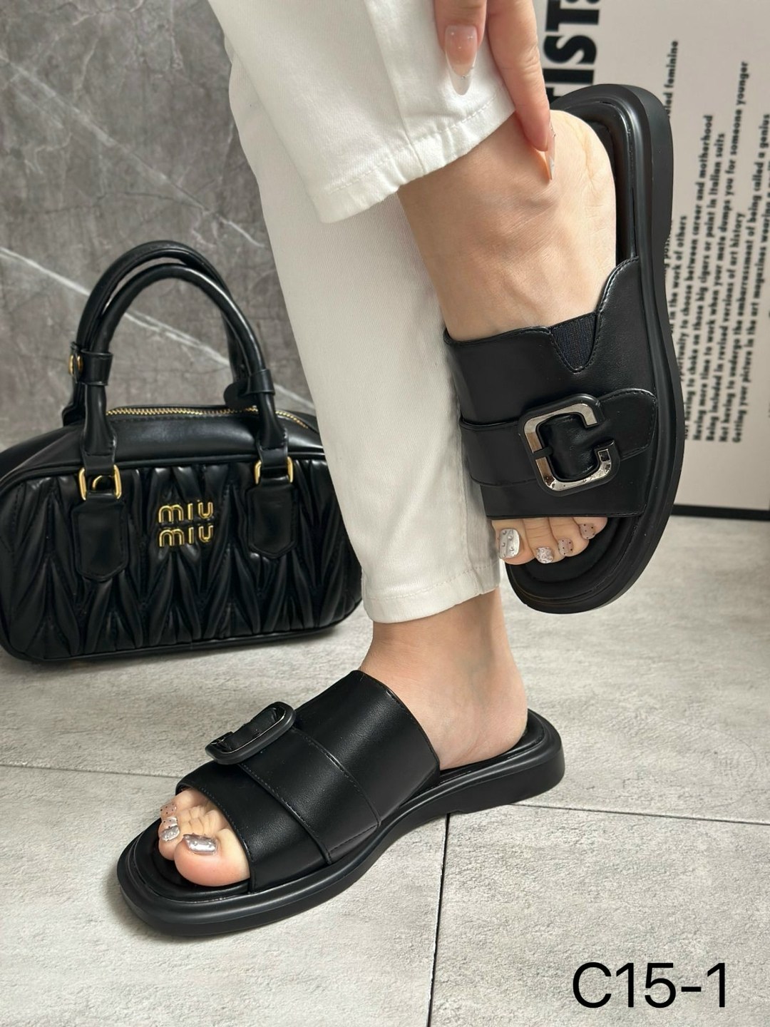 шлепанцы женские,,шлепки женские,стильные босоножки,шлепки модные