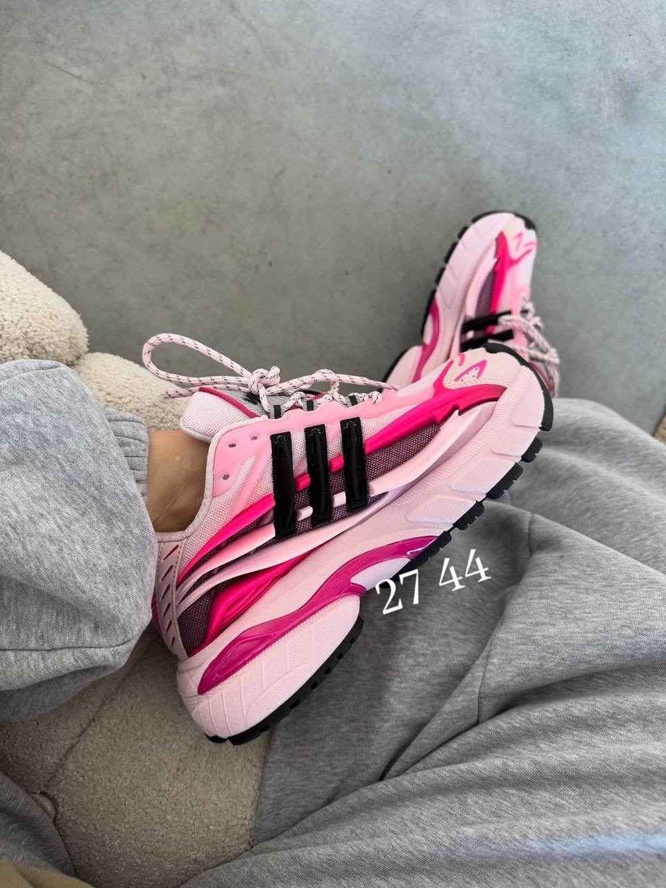 кроссовки adidas,женские кроссовки adidas,,кроссовки женскиe,кроссовки адидас eqt женские