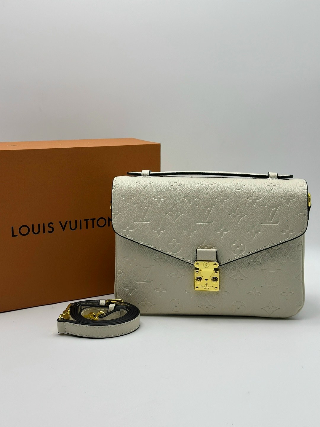 louis vuitton женская сумка,сумка louis vuitton,сумка louis vuitton pochette metis,louis vuitton pochette,louis vuitton pochette metis