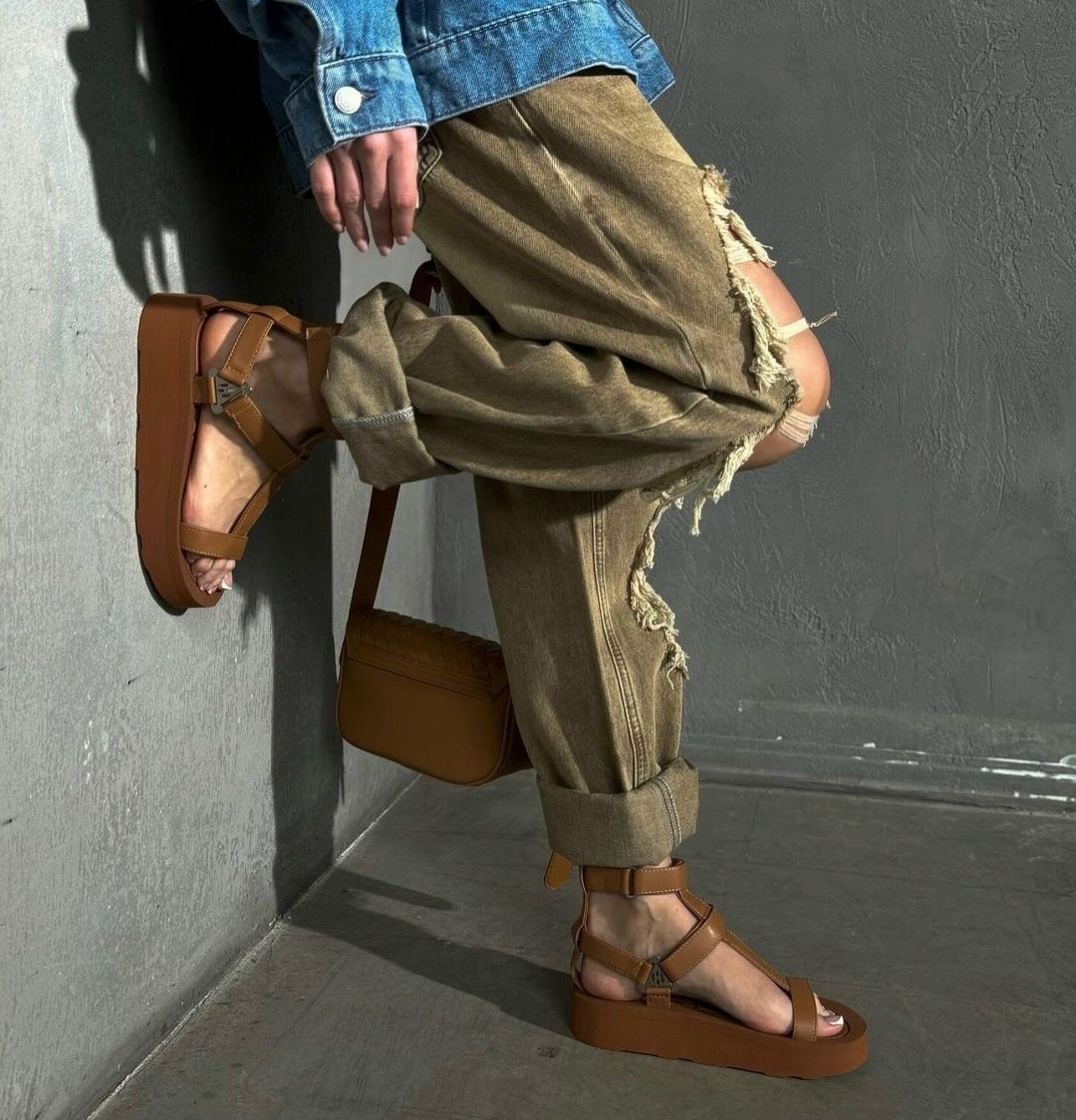 босоножки сандали,женские босоножки,стильные босоножки,босоножки на плоской подошве,модные босоножки