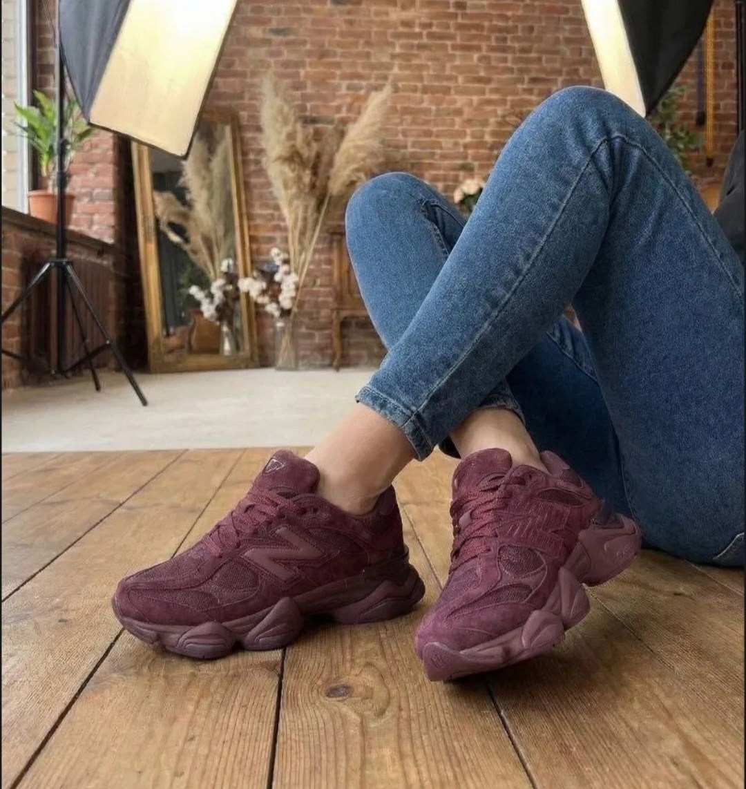 ,замшевые кроссовки,кроссовки женскиe,бордовые кроссовки женские,бордовые кроссовки