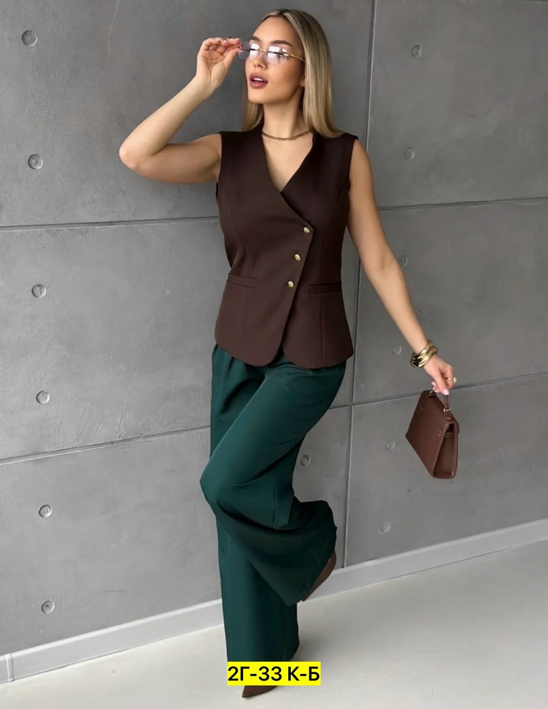 жилет для женщин,жилетка женская,жилет женский,жилет приталенный,бордовая жилетка женская