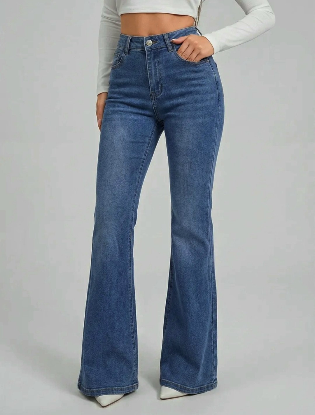 джинсы женские,джинсы женские клеш,джинсы клеш с высокой талией,синие джинсы клеш женские,расклешенные джинсы с высокой талией