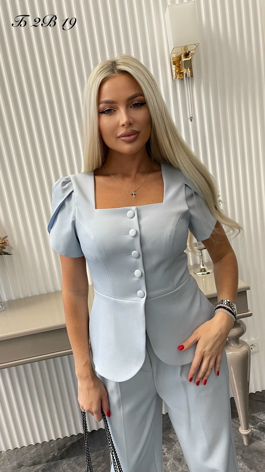 костюм стильный,костюм элегантный,,женские костюмы,костюм
