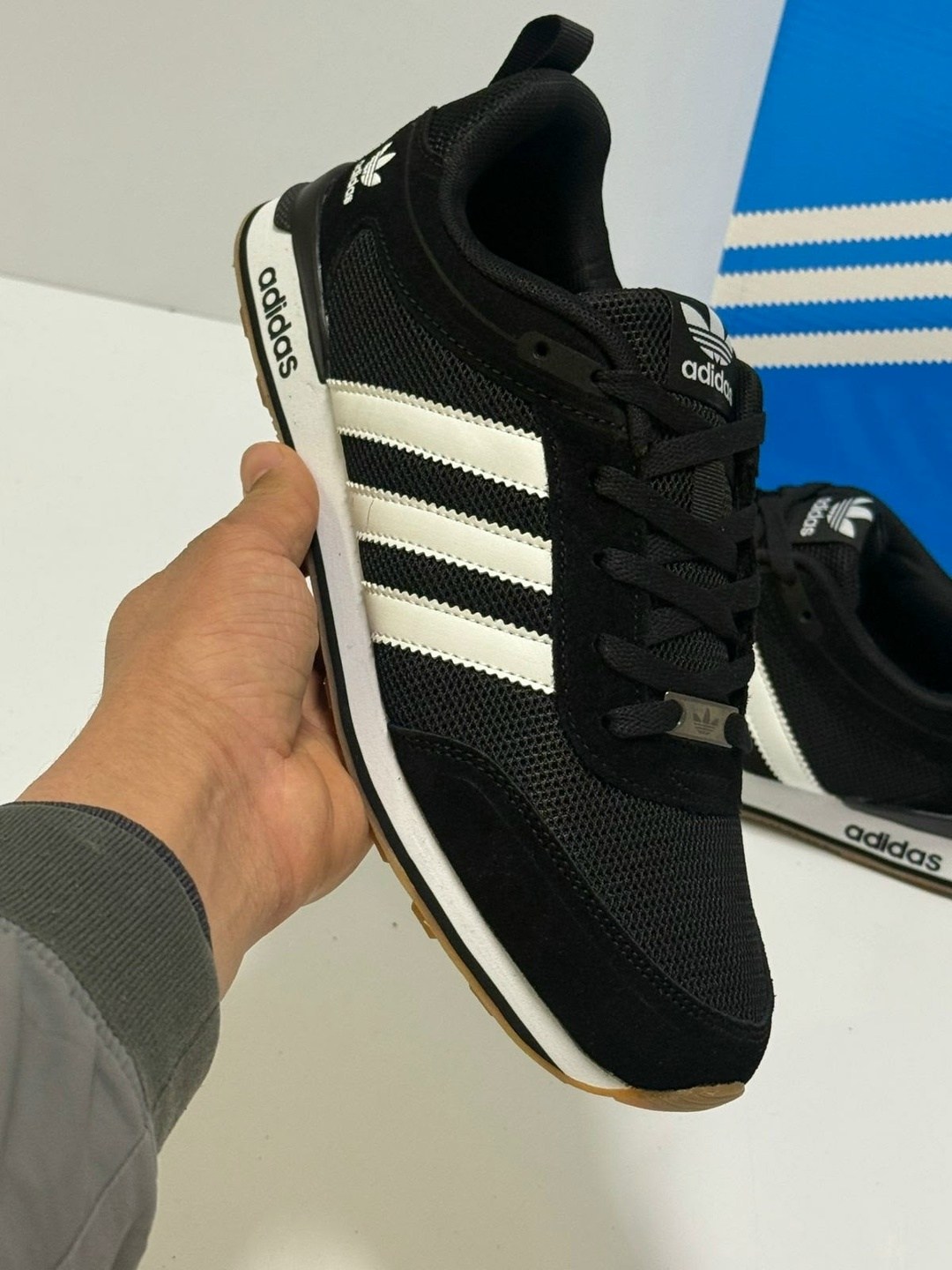 кроссовки мужские adidas,кроссовки adidas,кроссовки adidas classics adidas цвет черный,кроссовки adidas neo 10k,adidas кроссовки adidas