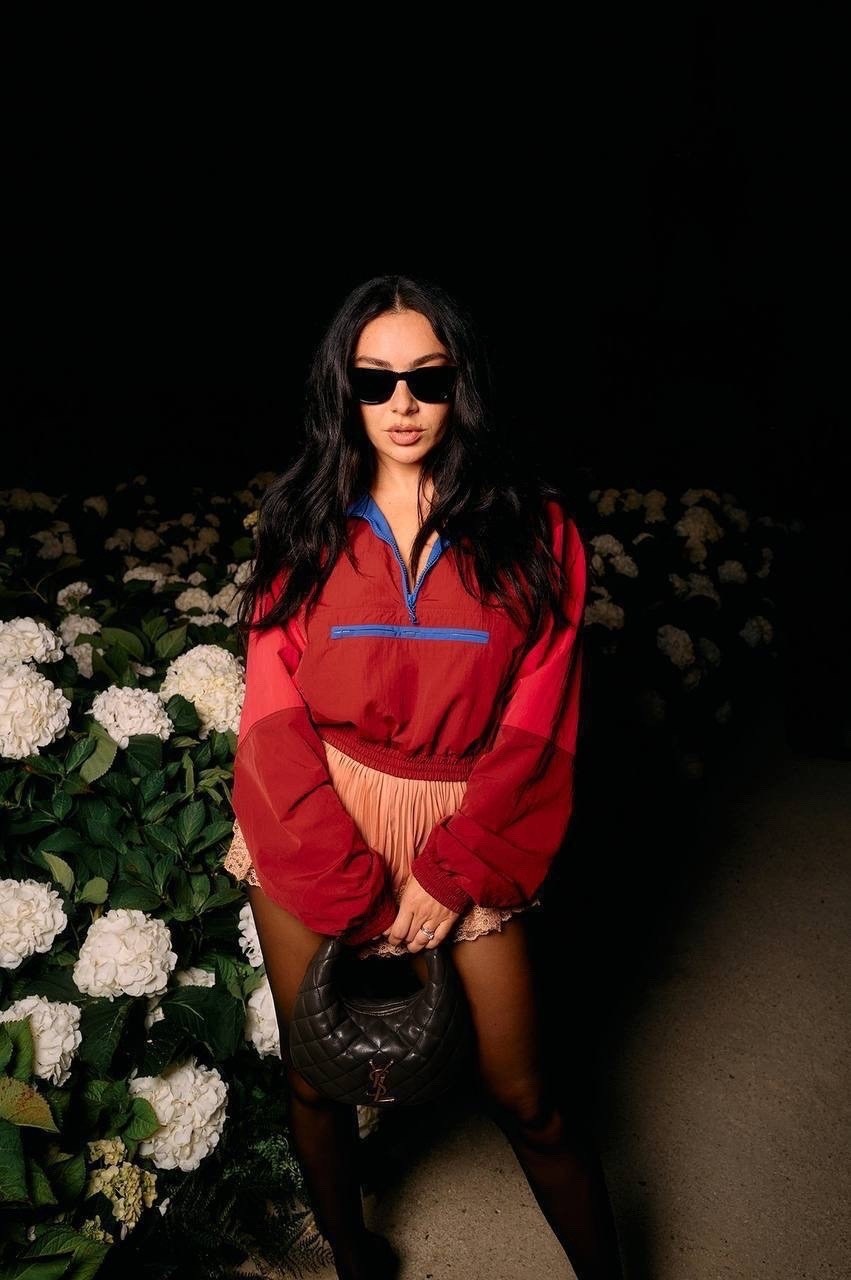 charli xcx charli,девушка,saint laurent,charli xcx brat,charlie demo