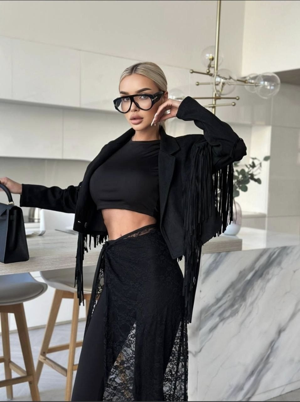 женская замшевая косуха с бахромой yves saint laurent,косуха с бахромой,patrizia pepe куртка замшевая с бахромой,замшевая куртка косуха,эффектная замшевая косуха с бахромой ysl