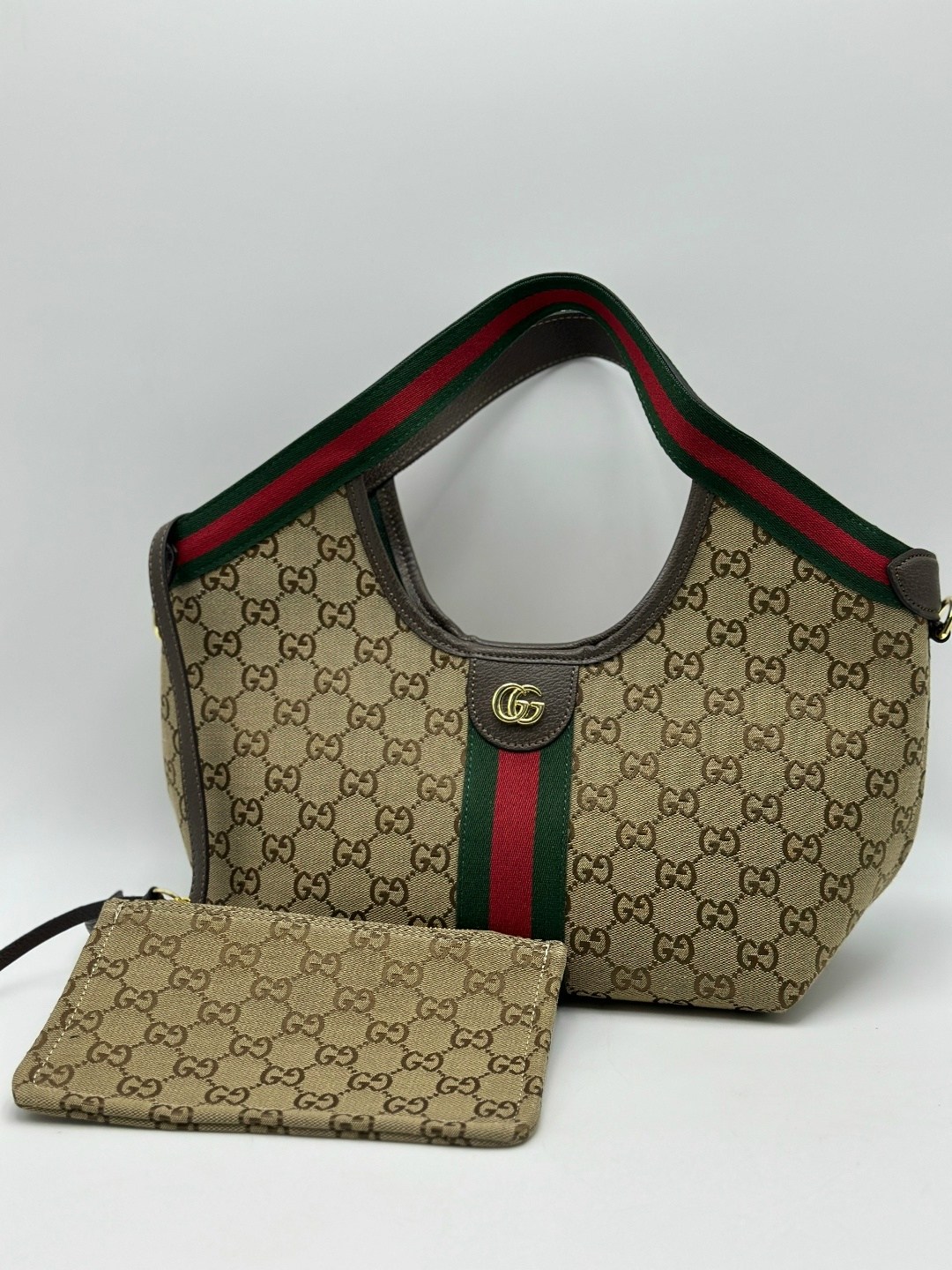 сумка gucci,женская сумка gucci,gucci сумка на плечо,сумка шоппер gucci,сумка-тоут gucci