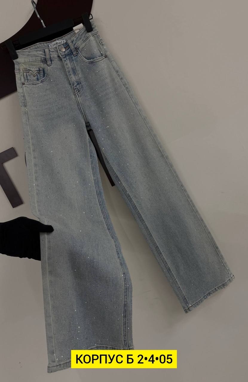 джинсы женские,джинсы со стразами,модные джинсы,джинсы,стильные джинсы