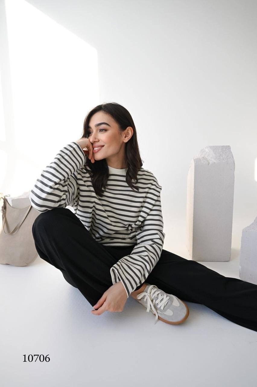 лонгслив женский оверсайз тельняшка в полоску,лонгслив женский оверсайз тельняшка,женская кофта,трикотажные брюки,лонгслив в полоску