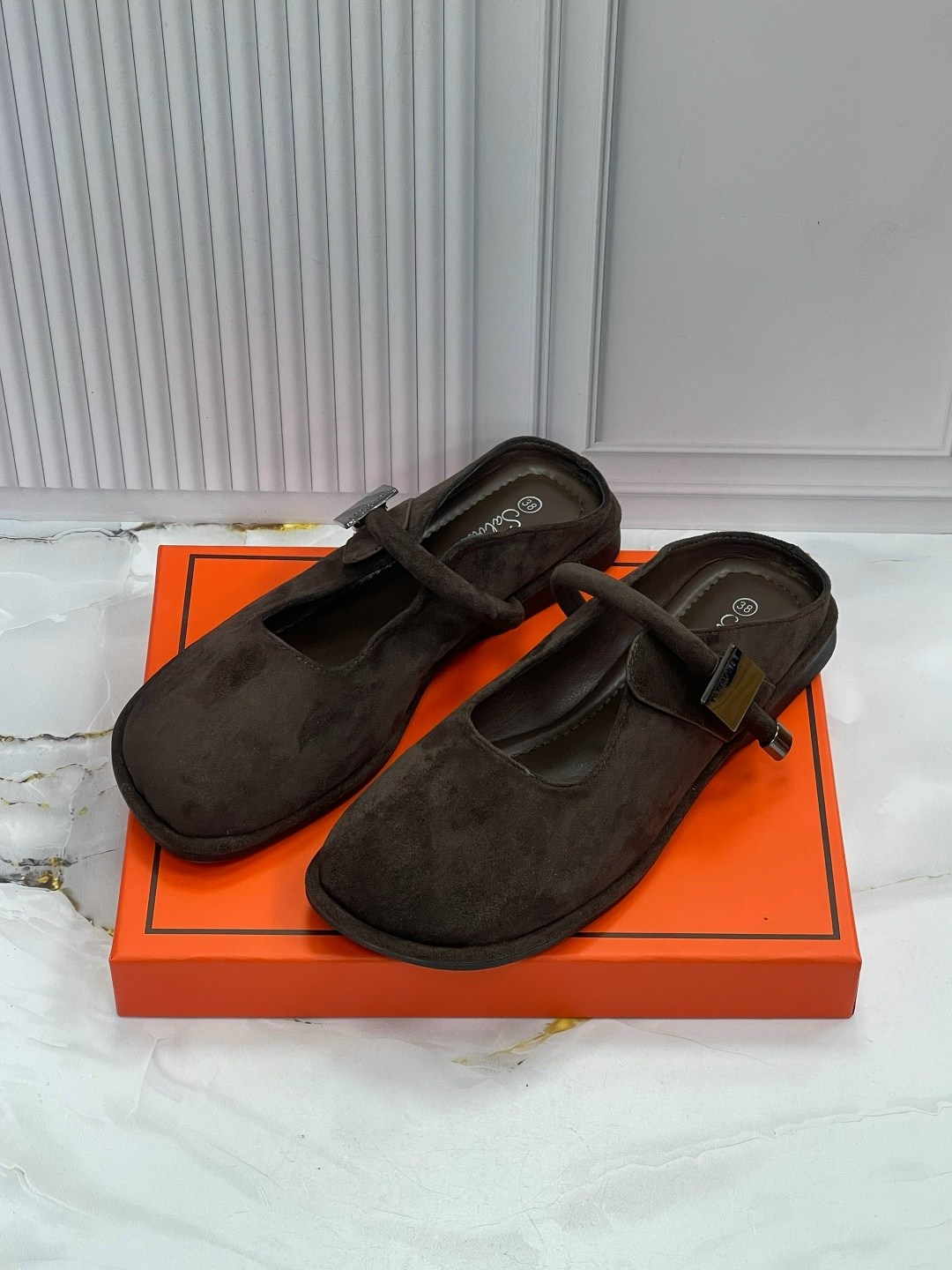 ,замшевые шлепанцы hermes,мюли hermes,мюли женские,шлепанцы женские