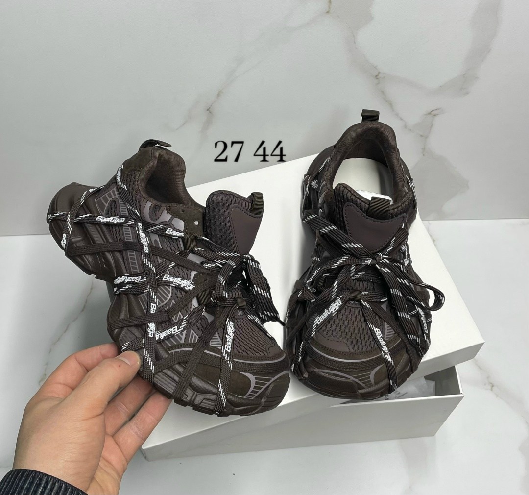 кроссовки balenciaga женские,кроссовки balenciaga,,кроссовки balenciaga 3 xl,кроссовки баленсиага 3 xl