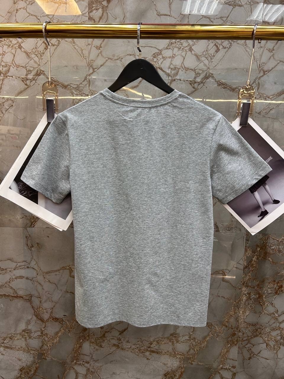 футболка dior,футболки модные,стиль футболка,мужская футболка