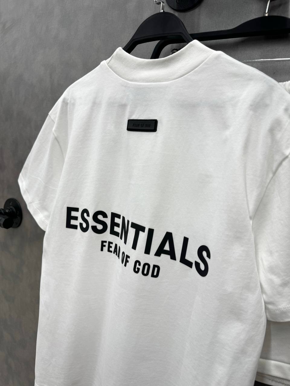 мужская футболка лучший оригинал style fear of god с коротким рукавом,manfinity hypemode мужская футболка с принтом букв и опущенными плечами,мияги,manfinity hypemode мужская футболка с принтом букв и