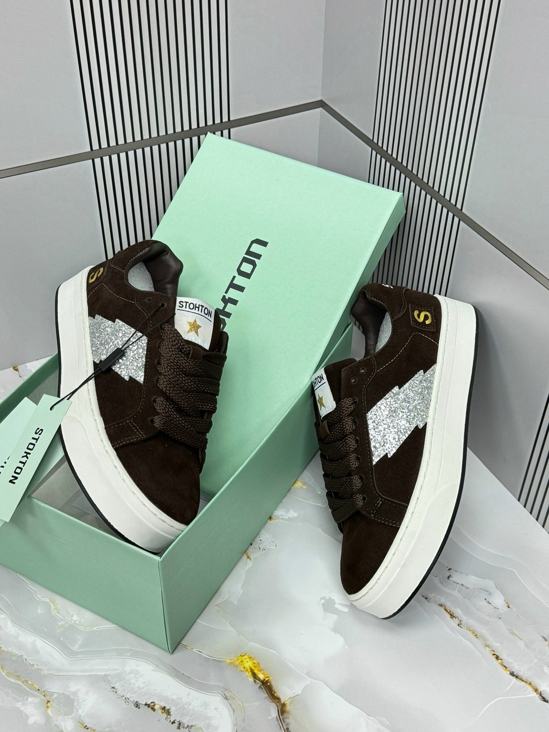 ,кроссовки замш,кроссовки женскиe,кеды мк женские,женские и мужские кроссовки