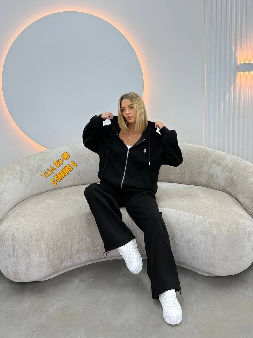 спортивный велюровый костюм,костюм велюровый,костюм спортивный,костюм велюровый женский,костюм спортивный женский