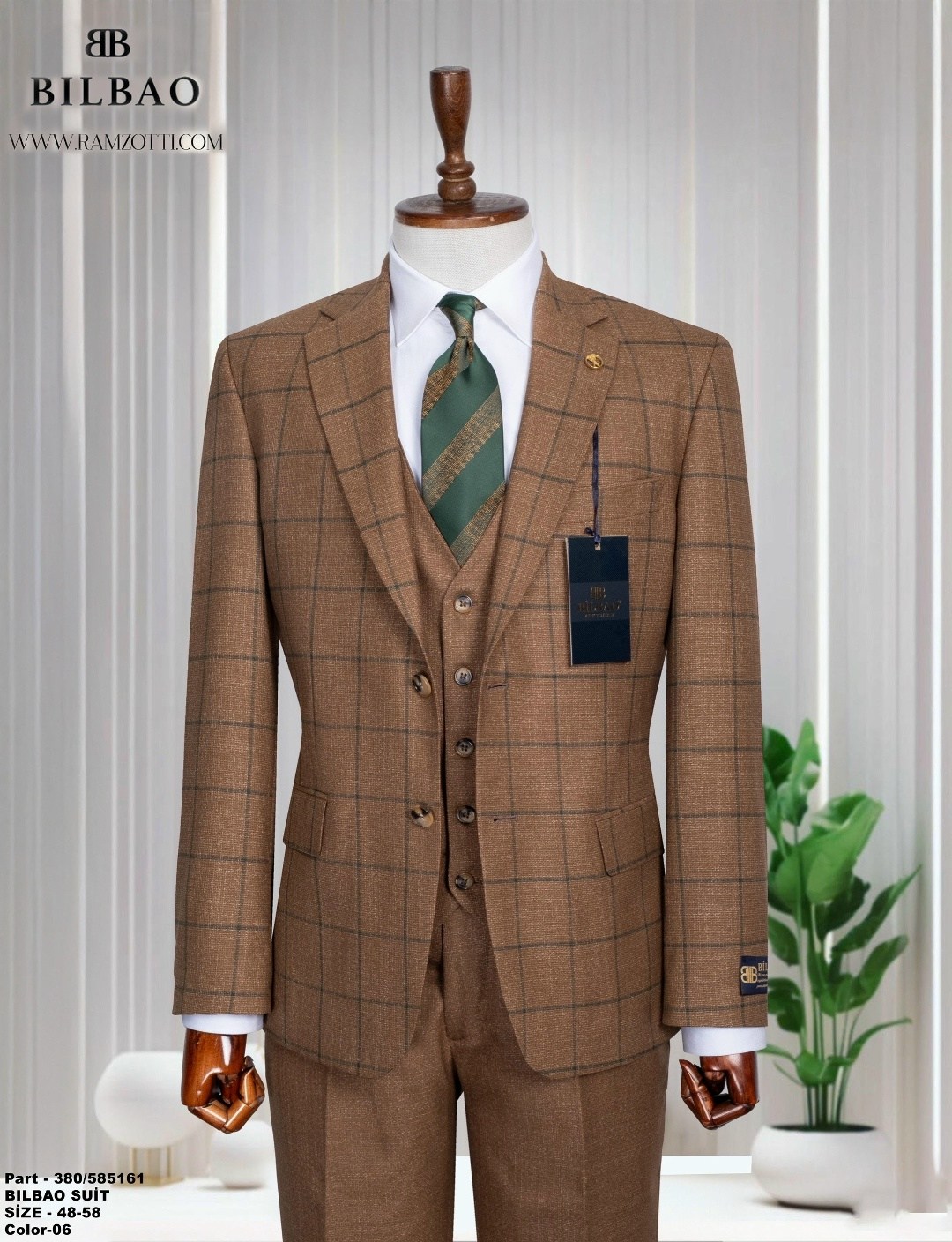 мужской костюм тройка,костюм-тройка бежевый,костюм бежевый,мужской костюм,мужской бежевый костюм-тройка в клетку