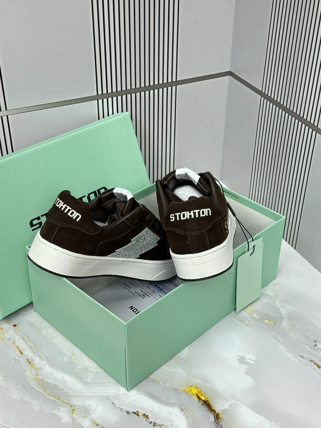 ,кроссовки замш,кроссовки женскиe,кеды мк женские,женские и мужские кроссовки