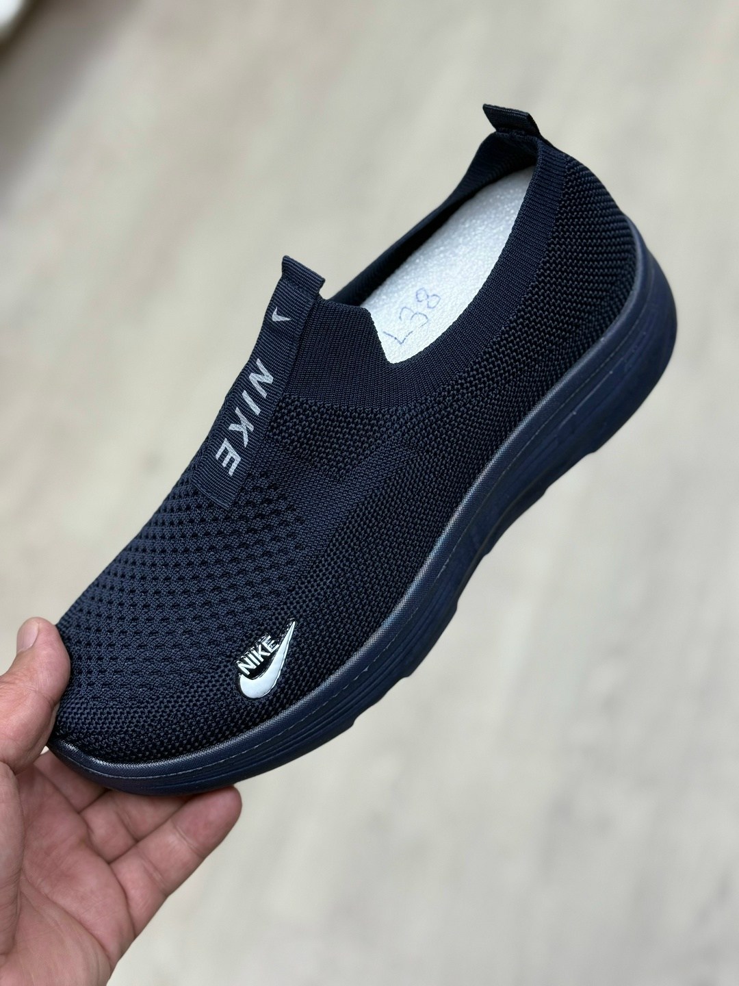 ,мужская ,кроссовка мужской,слипоны кроссовки,слипоны мужские