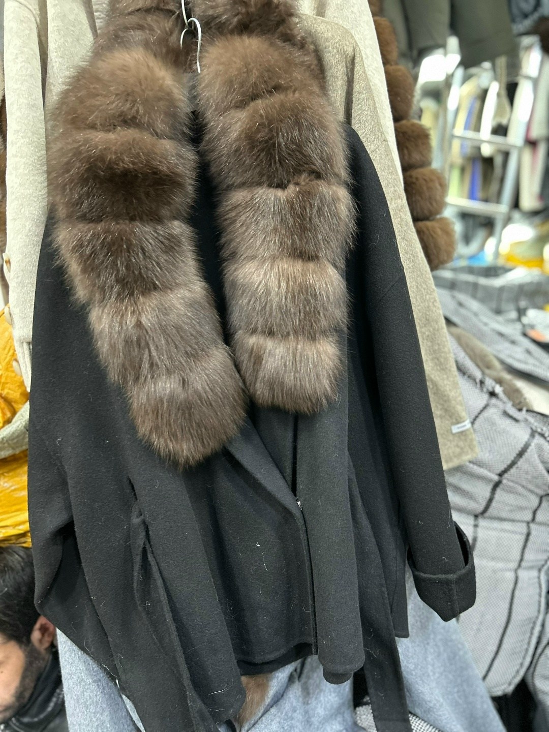 пальто кашемировое с мехом финского песца модель кимоно,пальто шерстяное с мехом соболя stone,пальто кашемировое с мехом песца,пальто шерстяное с мехом соболя stone yana kraft brand,женское пальто с н