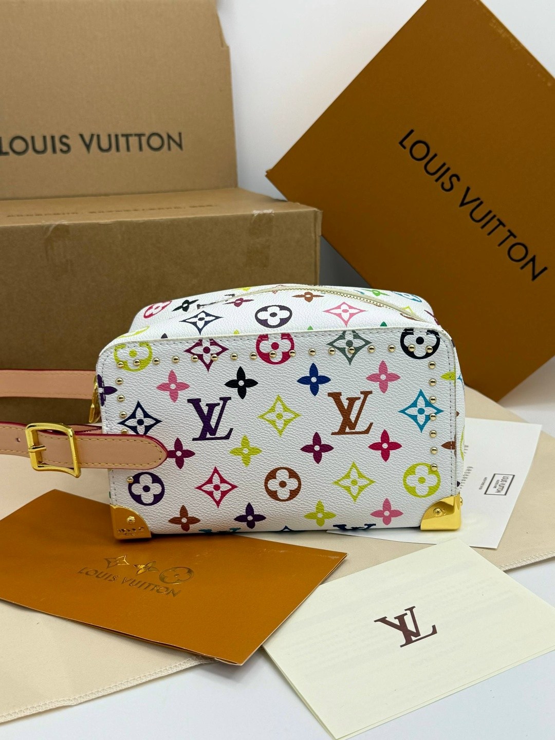 сумка женская louis vuitton,сумка louis vuitton,белая ручная сумка louis vuitton,louis vuitton сумка на плечо,louis vuitton сумка шоппер белый