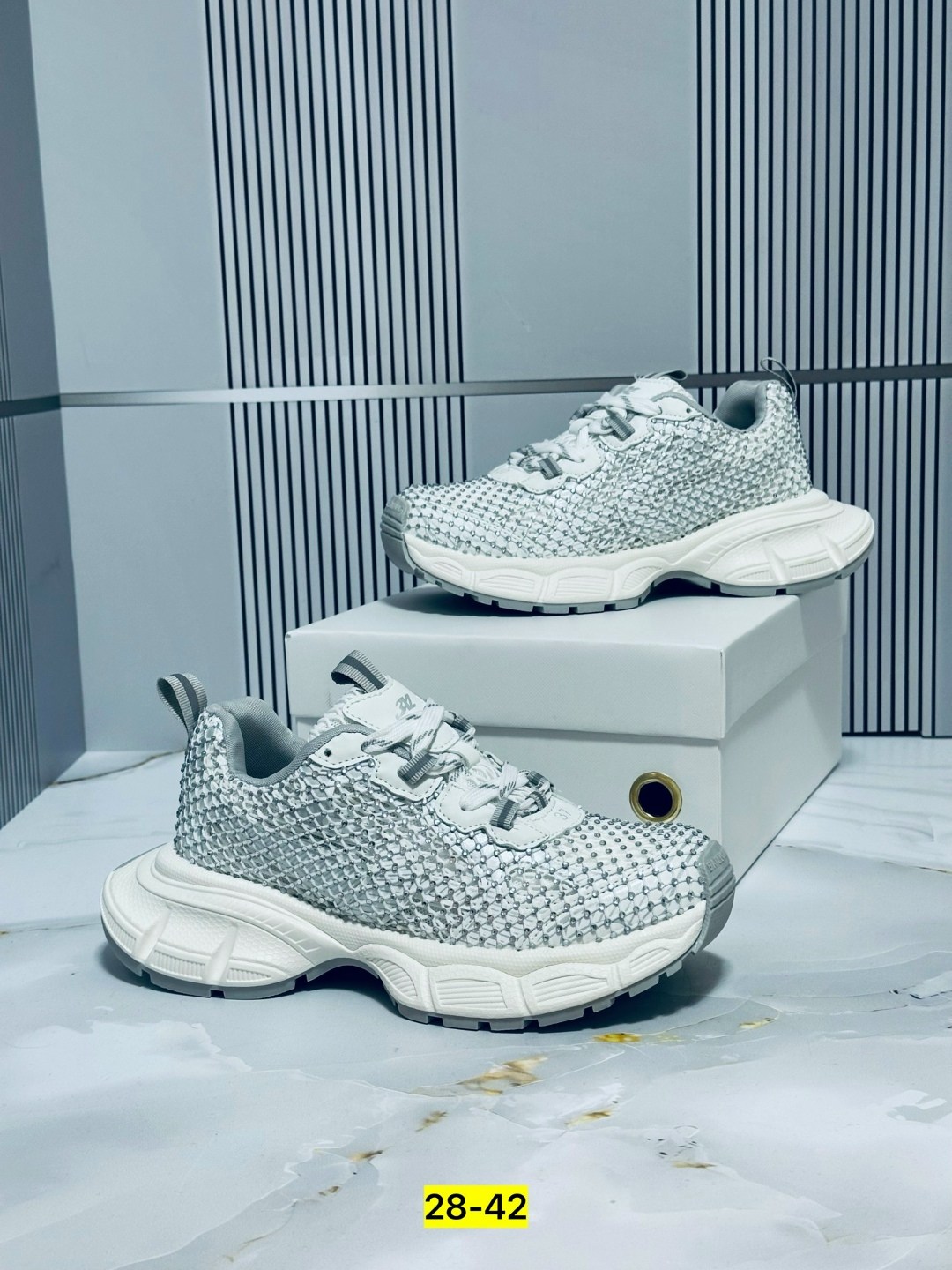 женские кроссовки,кроссовки женские balenciaga,кроссовки balenciaga,,женская