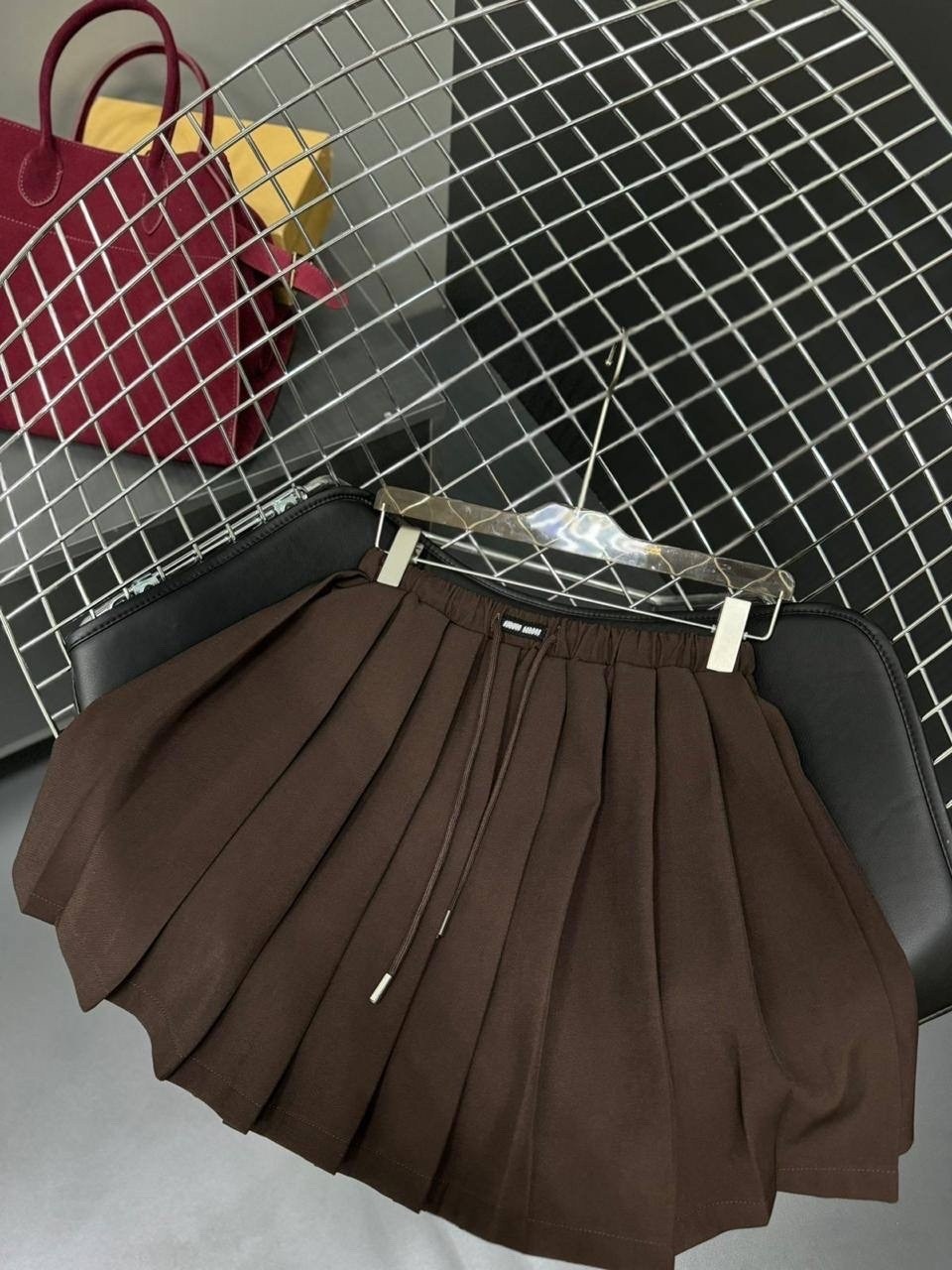 плиссированная юбка короткая,фасоны юбки,юбка женская,юбка,юбка женская плиссированная