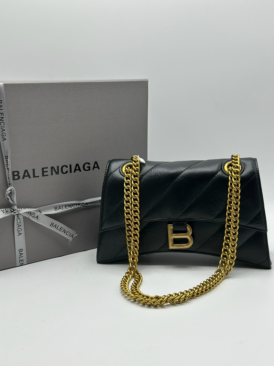 сумка balenciaga,balenciaga сумка на плечо,balenciaga сумка женская,сумки баленсиага женские через плечо,сумка баленсиага бежевая