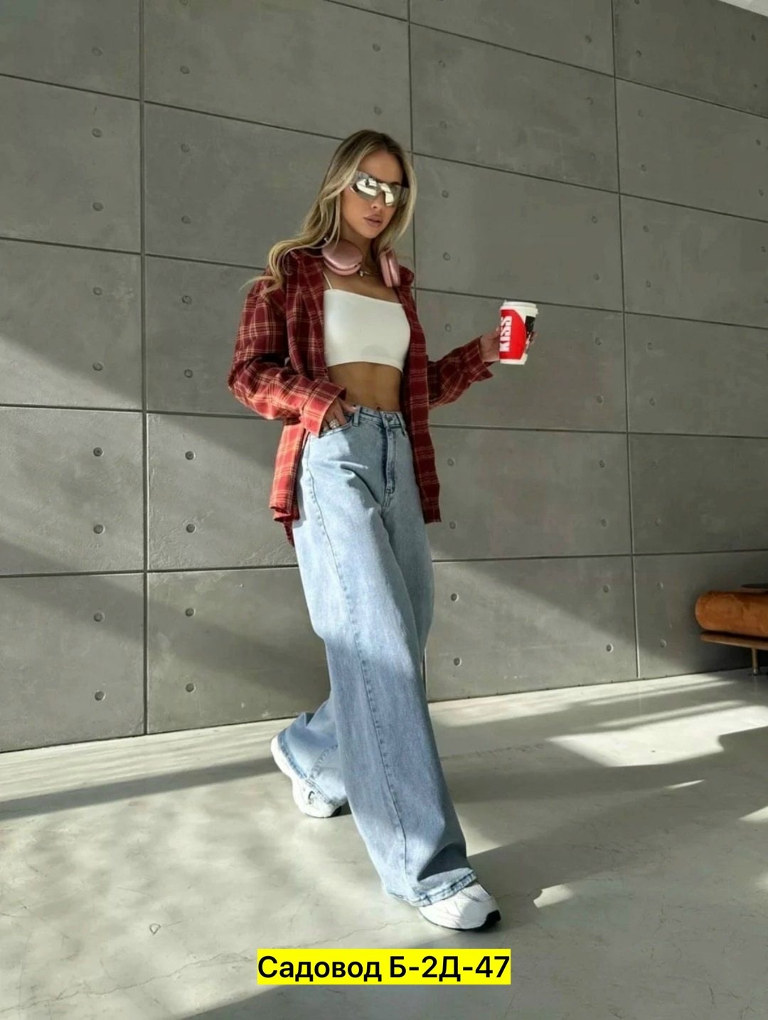 женские широкие джинсы,широкие джинсы,прямые широкие джинсы,женские джинсы,широкие джинсы модные
