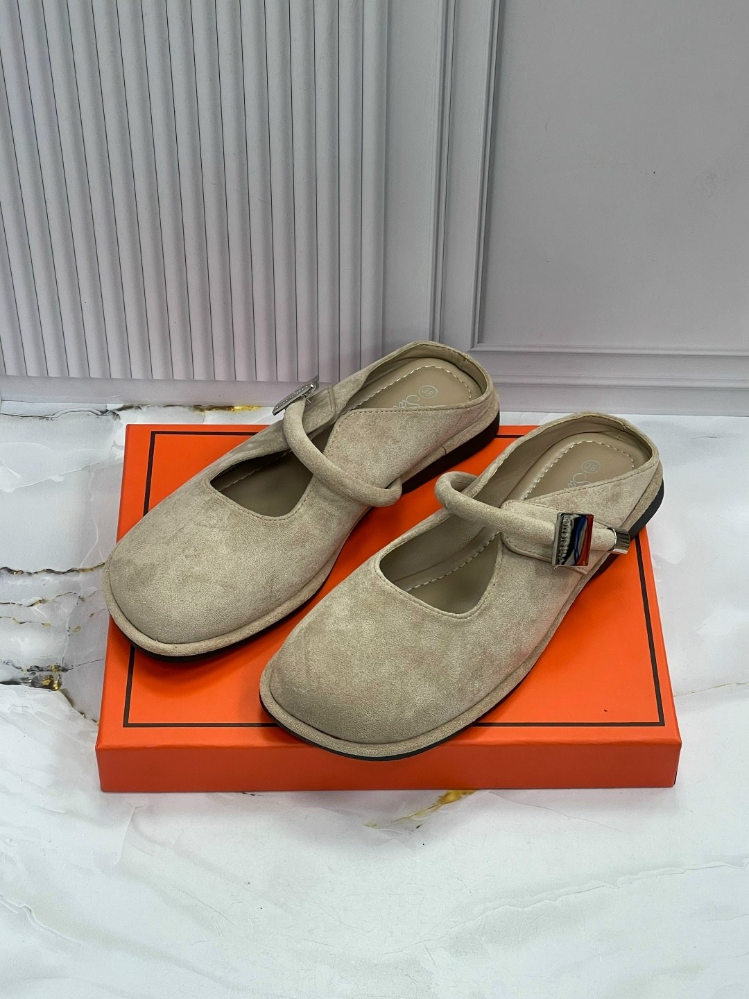 ,замшевые шлепанцы hermes,мюли hermes,мюли женские,шлепанцы женские