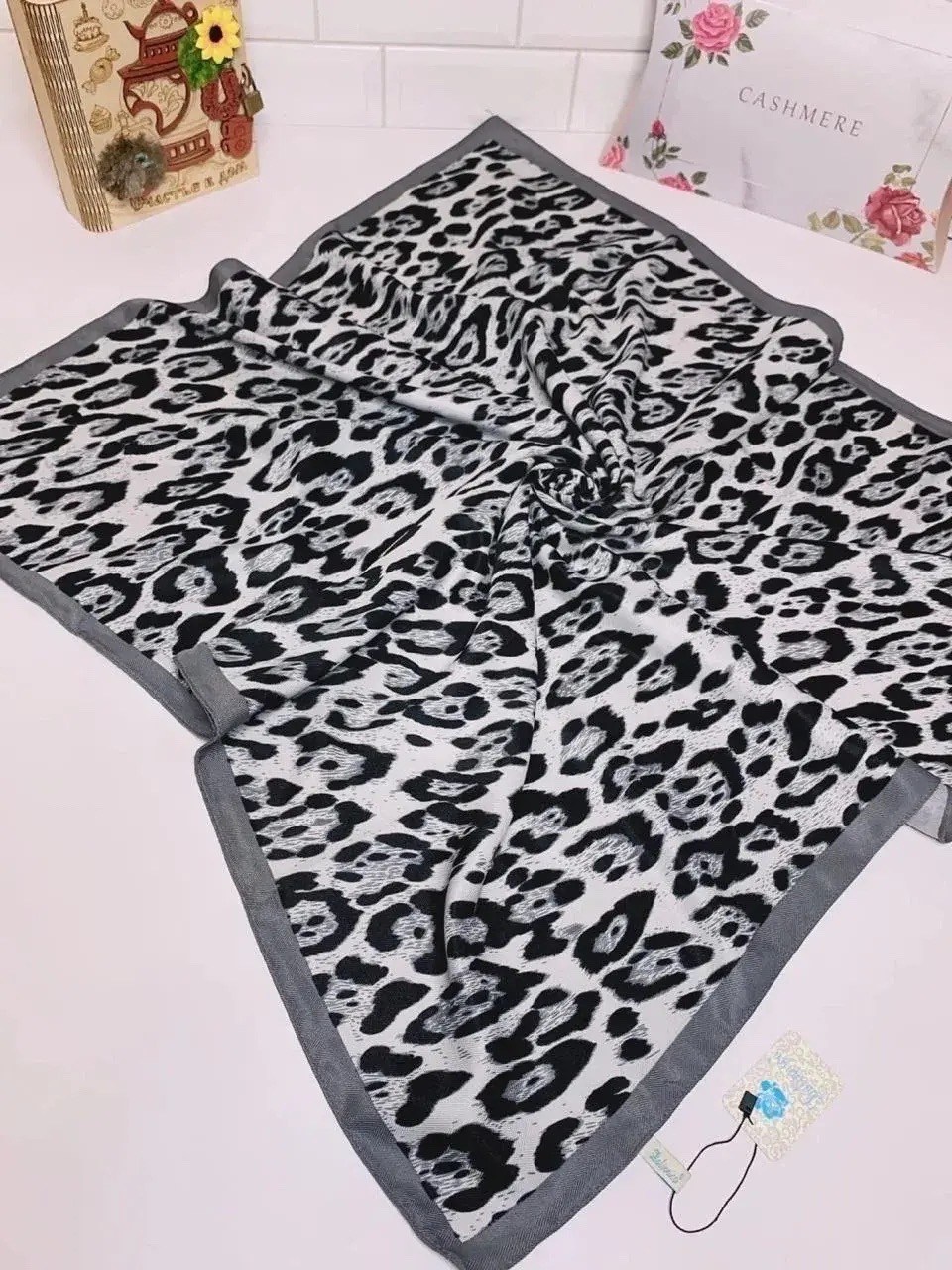 платок шелк леопардовый,платки теплые женские,платки женские,платок шерсть,шелковые платки
