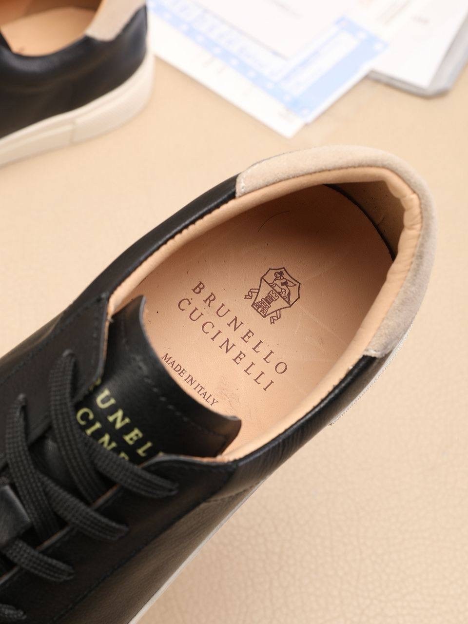 кожаные кроссовки brunello cucinelli,,brunello cucinelli кроссовки,кожаные кеды brunello cucinelli,brunello cucinelli кеды