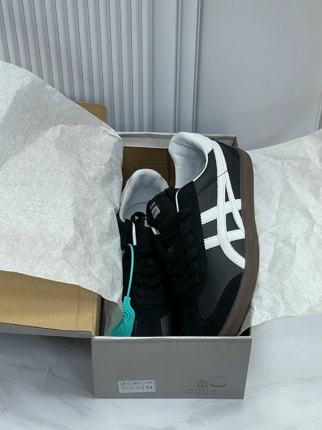 ,кроссовки puma,кроссовки onitsuka tiger,кроссовки унисекс,кроссовки мужские женские