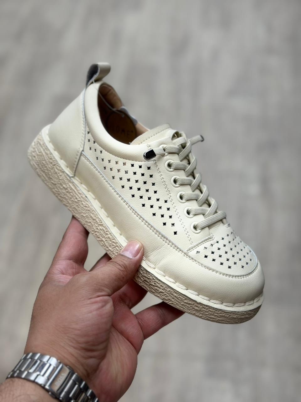 ,мокасины туфли,женская ,обуви,мокасины с перфорацией