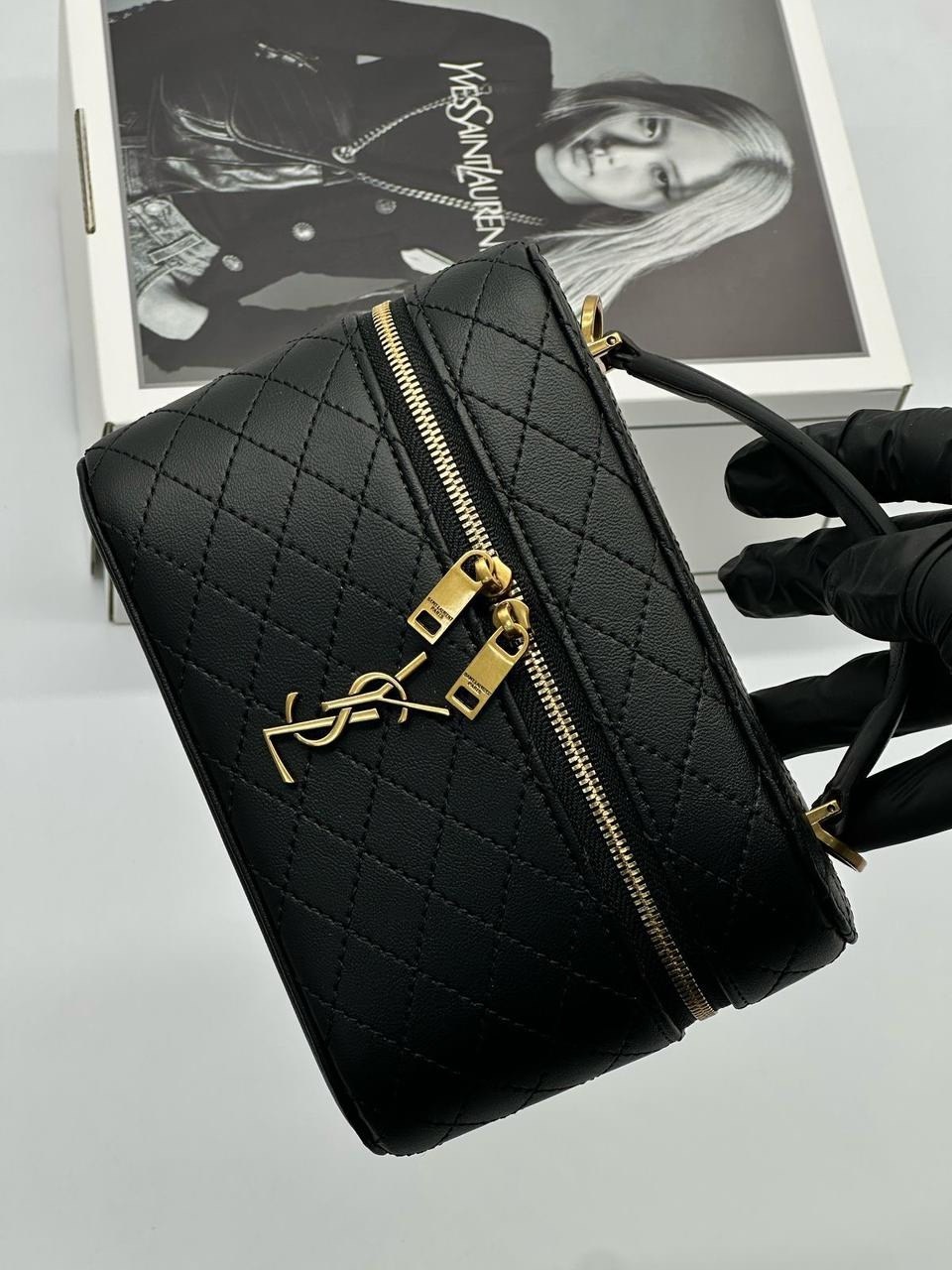 женская сумочка saint t,кожаная сумка yves saint laurent gaby vanity черная,сумка ysl,косметичка yves saint laurent,женская сумочка