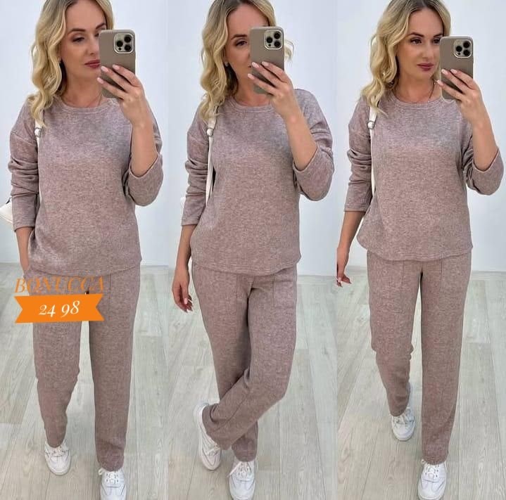трикотажные костюмы,спортивный костюм женский на флисе,костюм женский на флисе,костюм женский спортивный,костюм двойка
